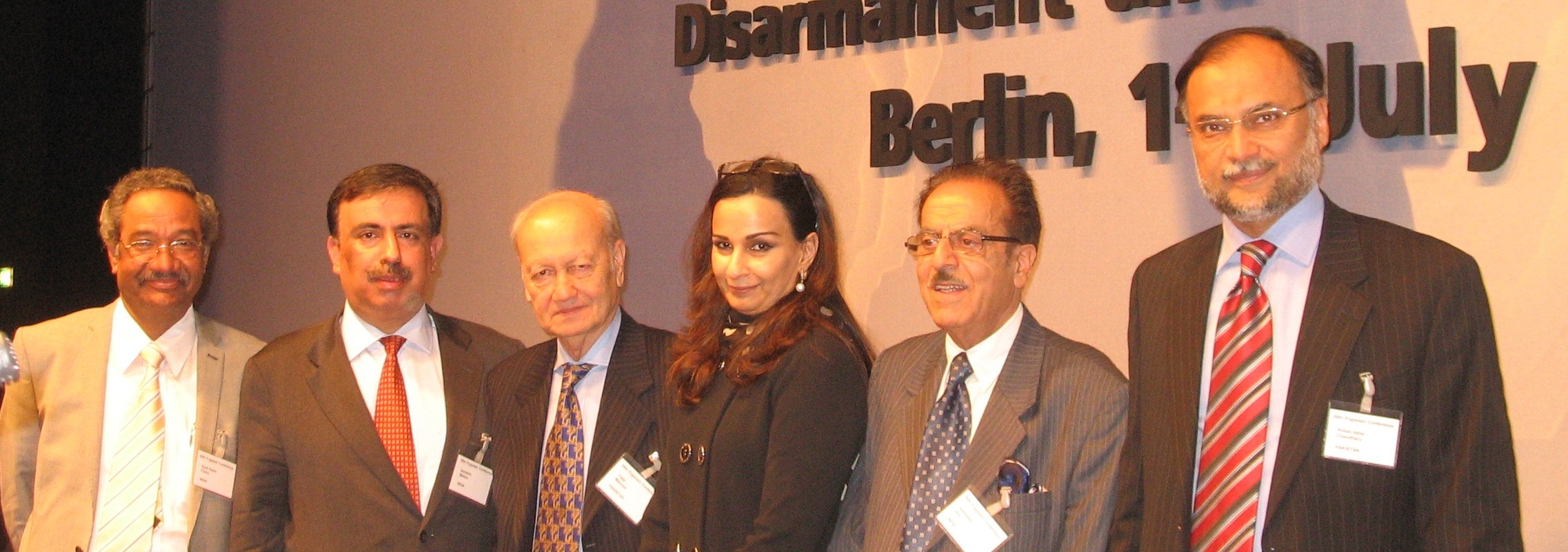 Hon. S.A. Pasha MP, Prof. A. Mattoo, Lt.Gen. (ret) T. Masood, Hon. Sherry Rehman MP, Hon. S. Soz MP; Hon. A. Iqbal Chaudhry MP